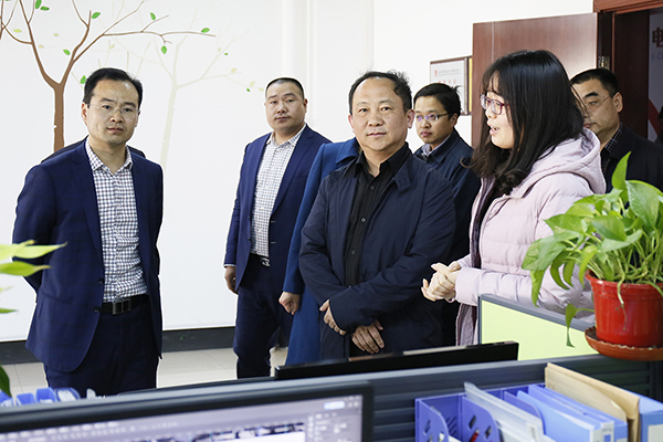 河北省工业和信息化厅厅长龚晓峰莅临人生就是博
