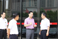 河南省商务厅副厅长张雷明莅临人生就是博调研 -2